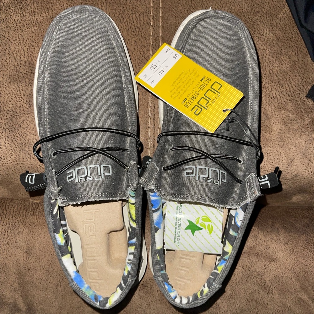 New Never Worn Hey Dudes for Men